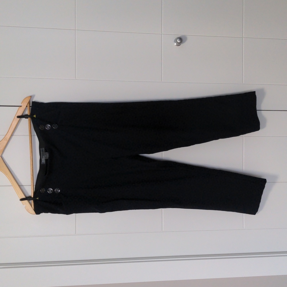 89th & Madison Diamond Patterned Dark Pants with Button Detail and Pockets